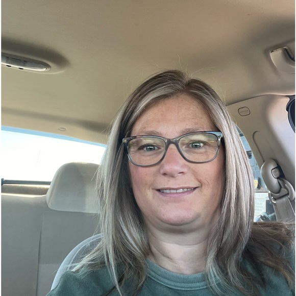 Jcwright610 ~ The wright Fit ~ Like for notifications of posh shows! - Picture 3 of 8